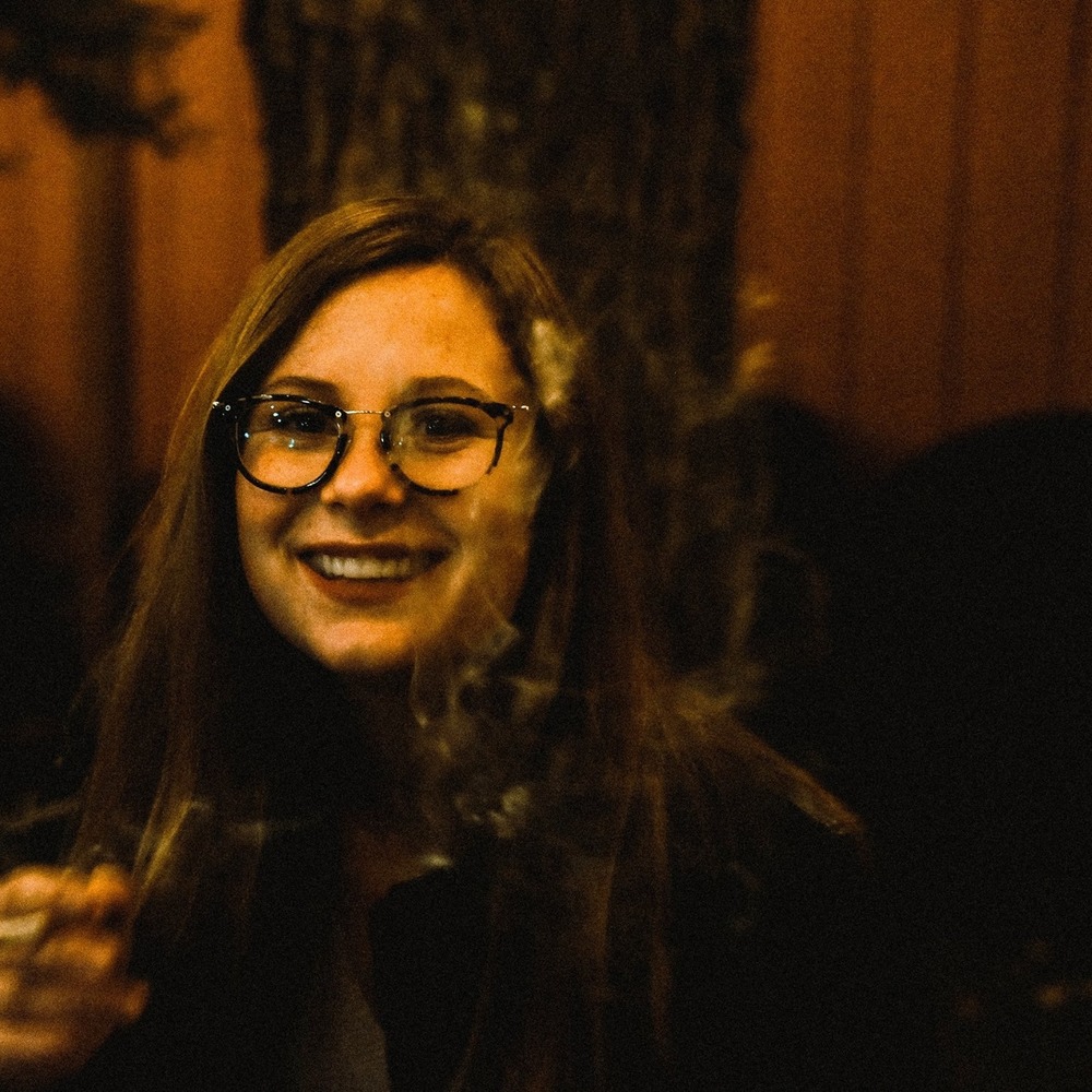 Meet your Posher, Madeline